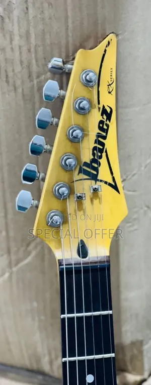 Photo - Lead Guitar Ibanez