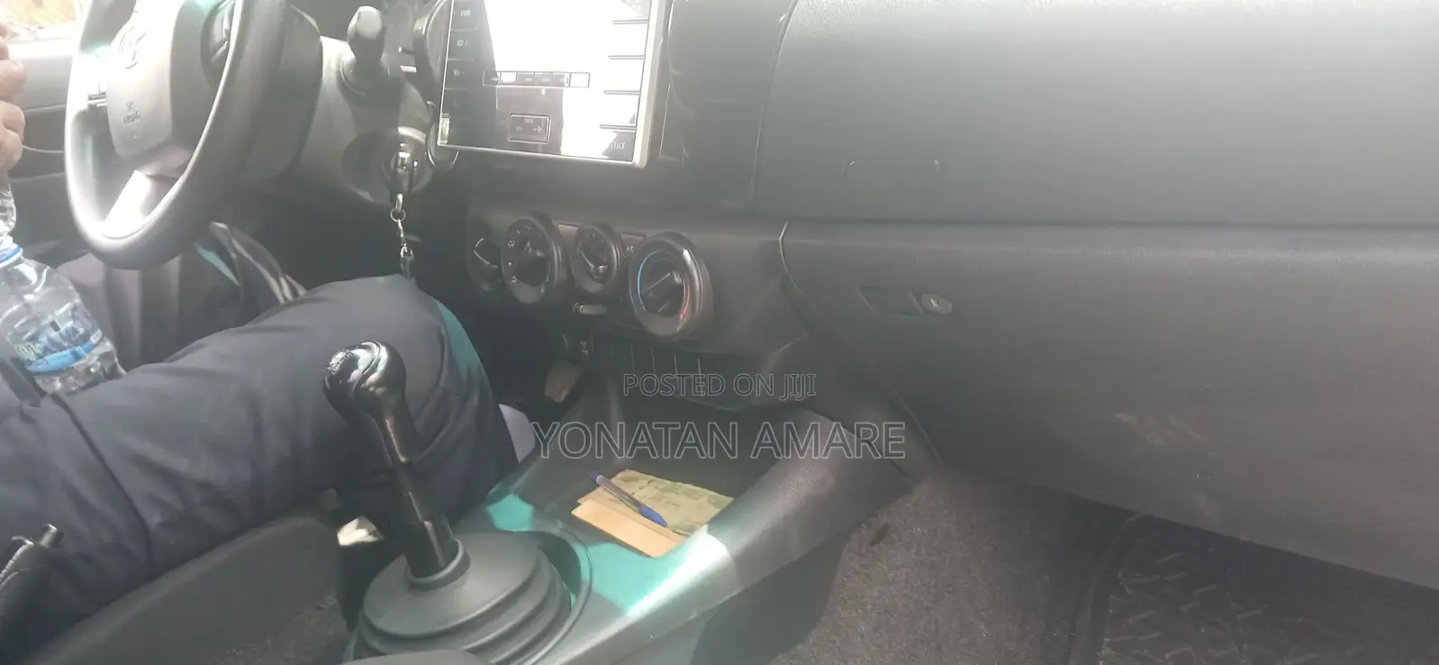 Toyota Hilux Revo Double Cab Deisel 2.4 AWD 2017 White