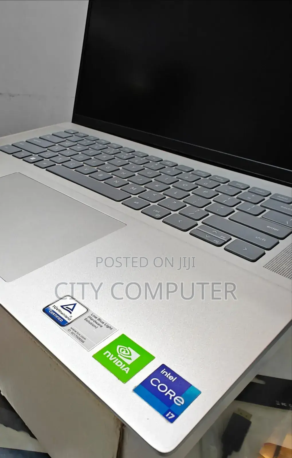 New Laptop Dell Inspiron 15 16GB Intel Core I7 SSD 512GB