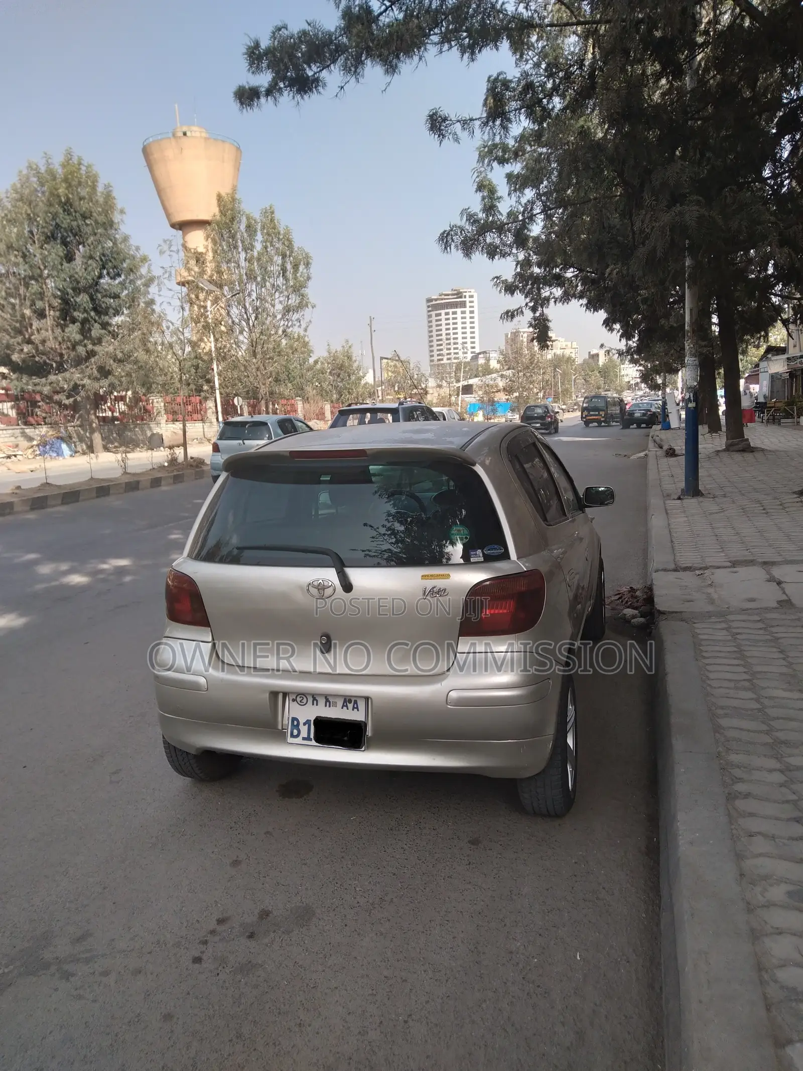 Toyota Vitz 2003 Gold