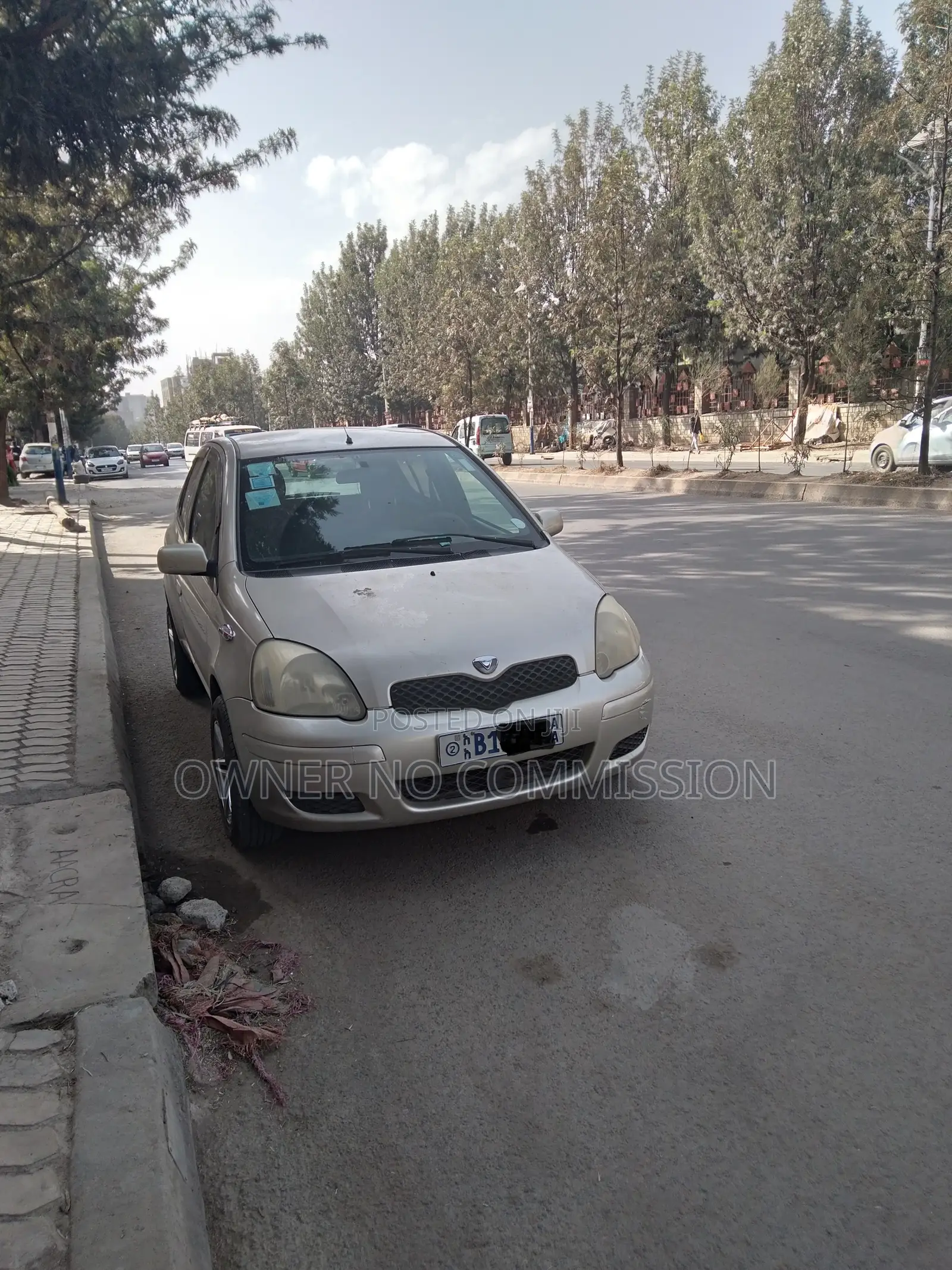 Toyota Vitz 2003 Gold