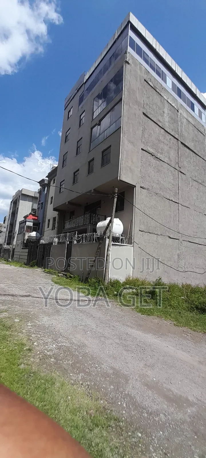 አስቸካይ የሚሸጥ ቤት