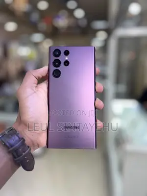 Photo - Samsung Galaxy S22 Ultra 256 GB