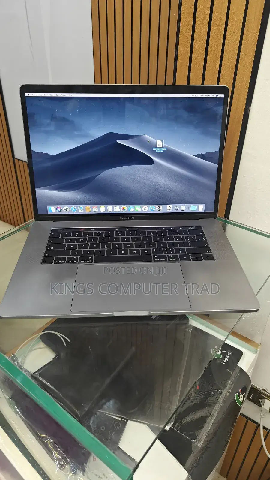 New Laptop Apple MacBook Pro 2019 16GB Intel Core I9 SSD 512GB