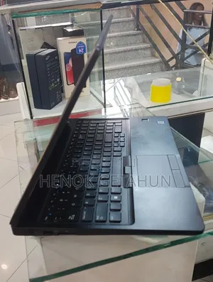 New Laptop Dell Latitude 5490 8GB Intel Core i7 SSD 256GB