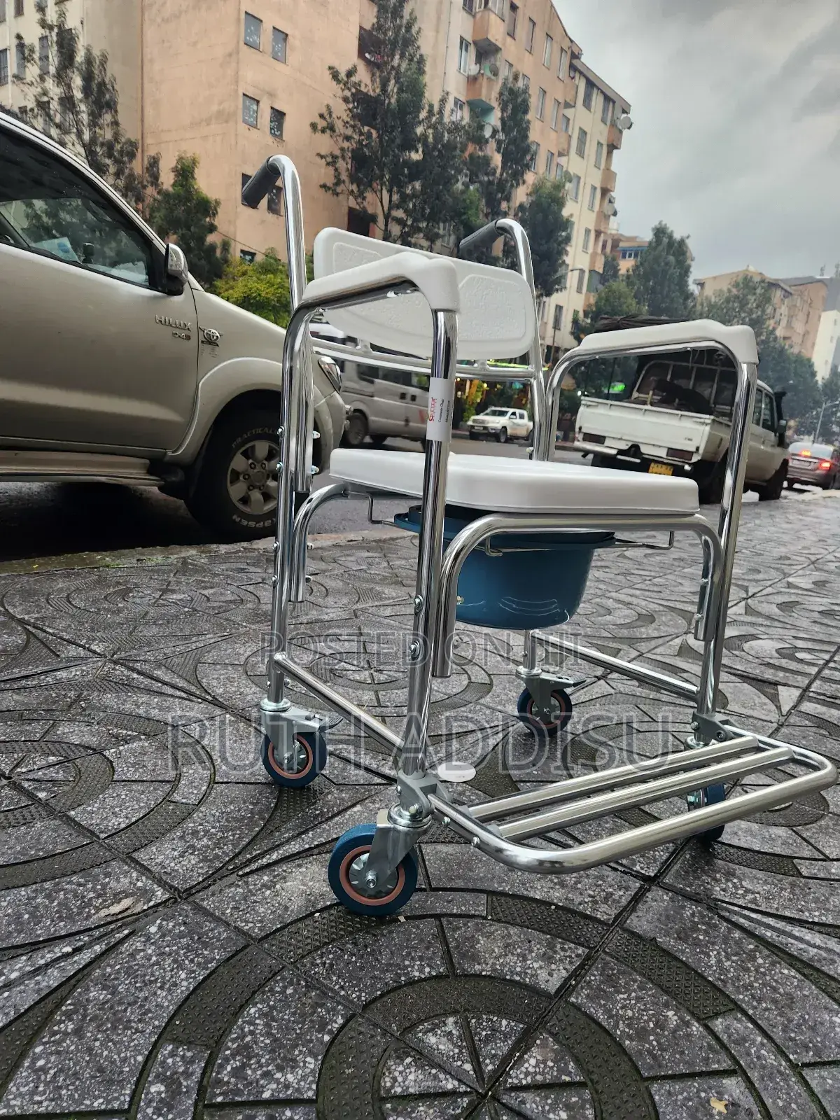 Toilet Four Wheel Wheelchair麴我commode Wheelchair痛哭wheelchair Poty