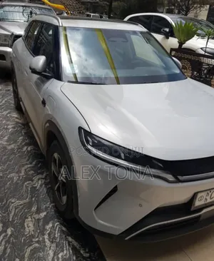 Photo - New BYD Yuan Up 2025 Off white