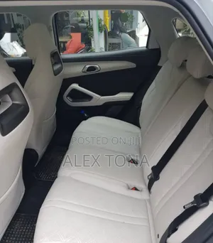 New BYD Yuan Up 2025 Off white