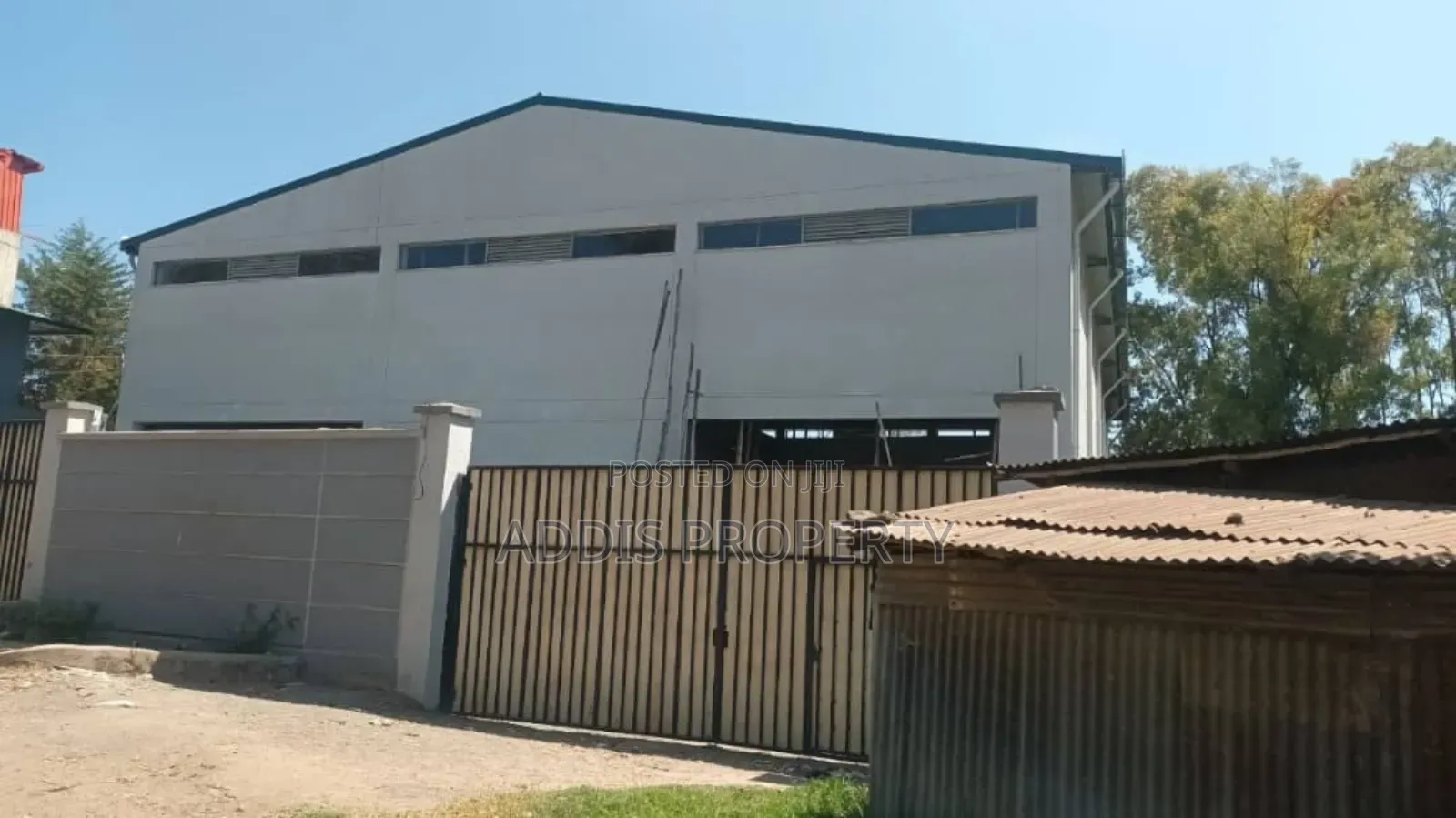 መጋዘን ሽያጭ በቃሊቲ