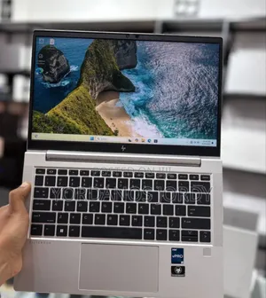 New Laptop HP EliteBook 640 G9 16GB Intel Core I5 SSD 512GB