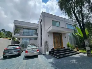 5bdrm Villa in Bole for sale