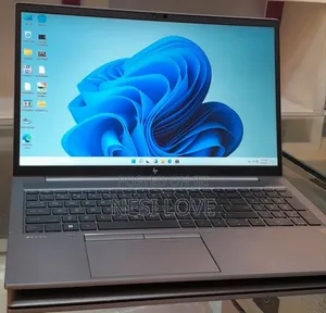 New Laptop HP ZBook 15 32GB Intel Core I7 SSD 512GB