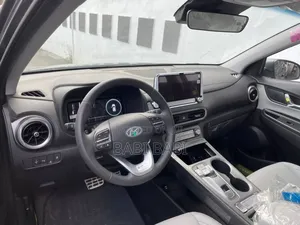 New Hyundai Kona 2025 Gray