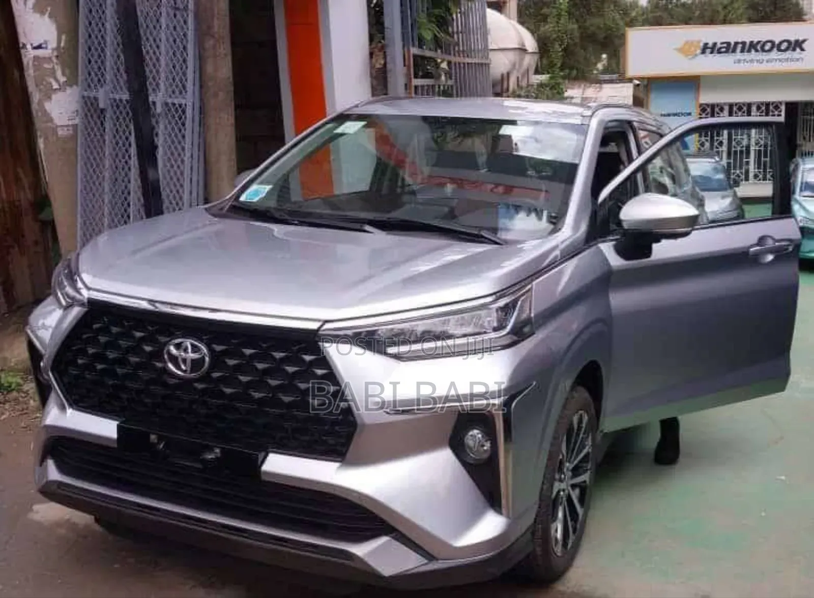 New Toyota Veloz 2025 Silver