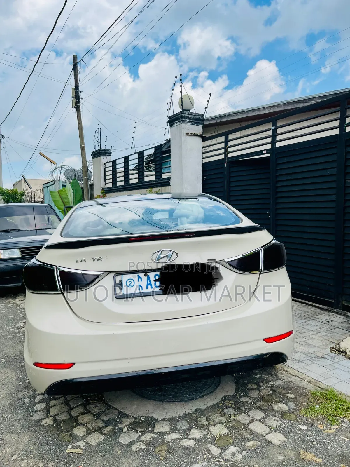 Hyundai Elantra 2015 Ivory