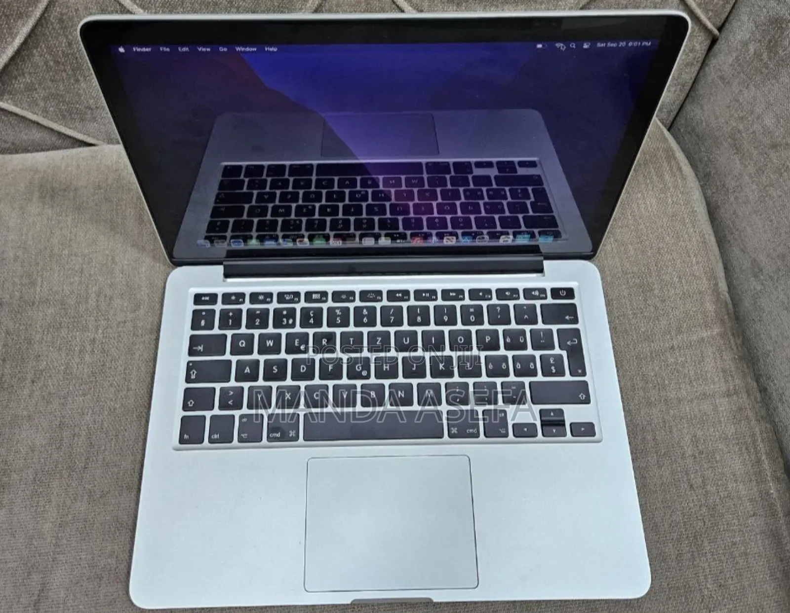 New Laptop Apple MacBook Pro 2015 8GB Intel Core i5 SSD 128GB
