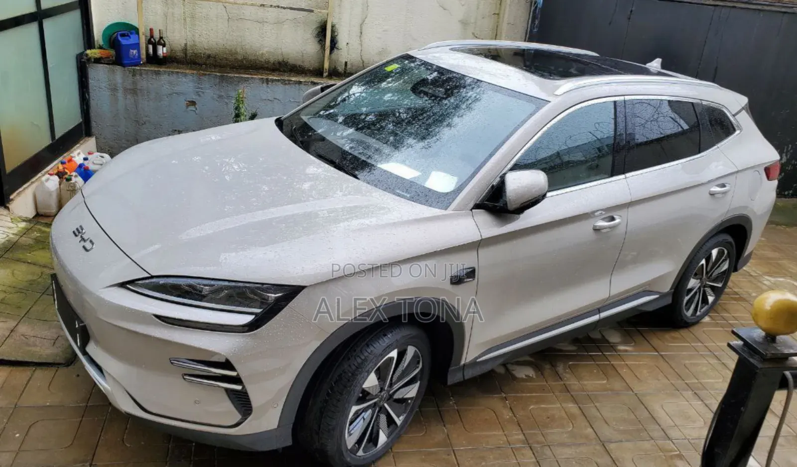 New BYD Song Plus 2025 Gold