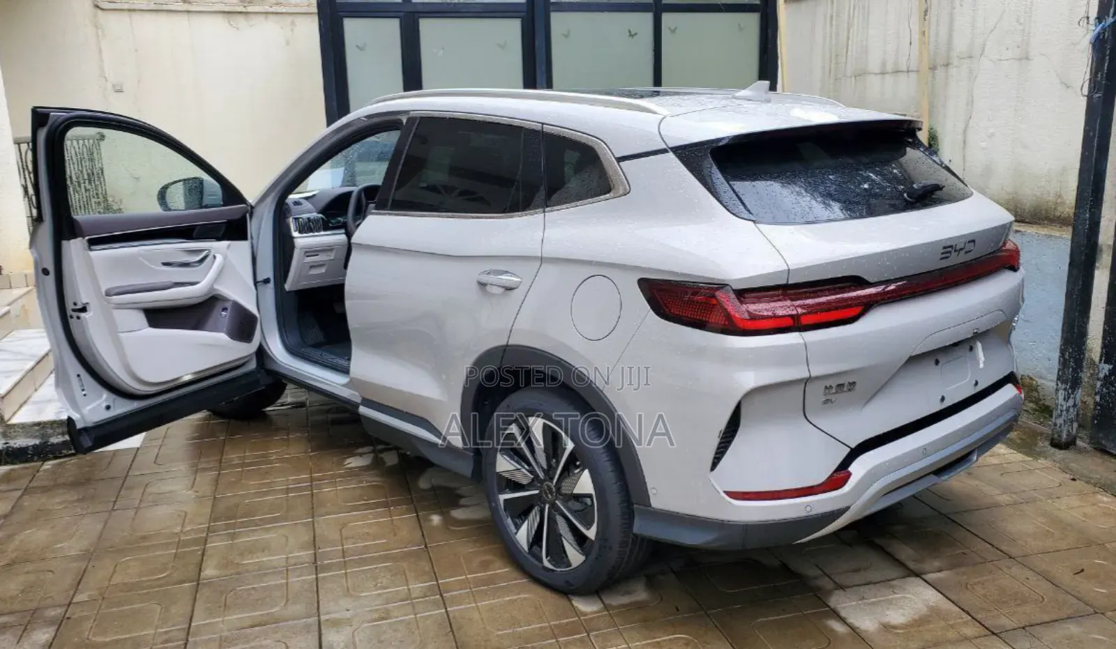 New BYD Song Plus 2025 Gold