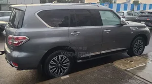 Nissan Patrol 2016 Blue