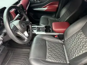 Nissan X-Trail 2024 Gray