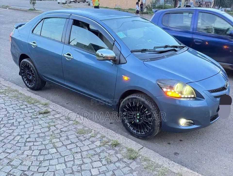 Toyota Yaris 1.0 VVT-i 2008 Gray