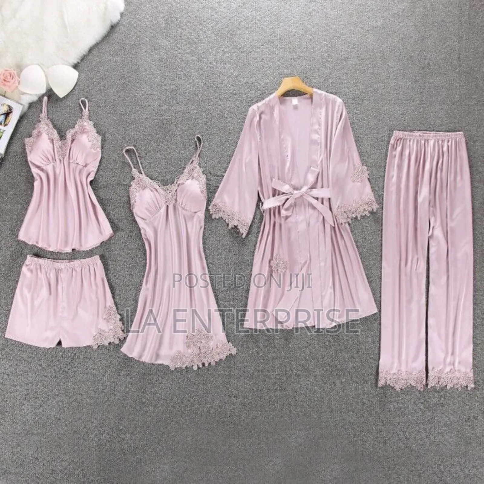 Five Pieces Pyjamas for Women's