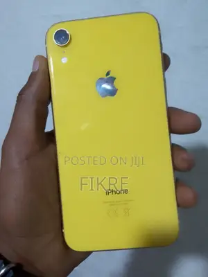 Apple XR 64 GB Yellow