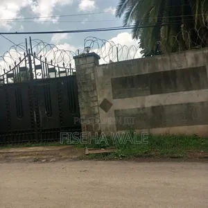 1bdrm House in ቦሌ, Bole for sale