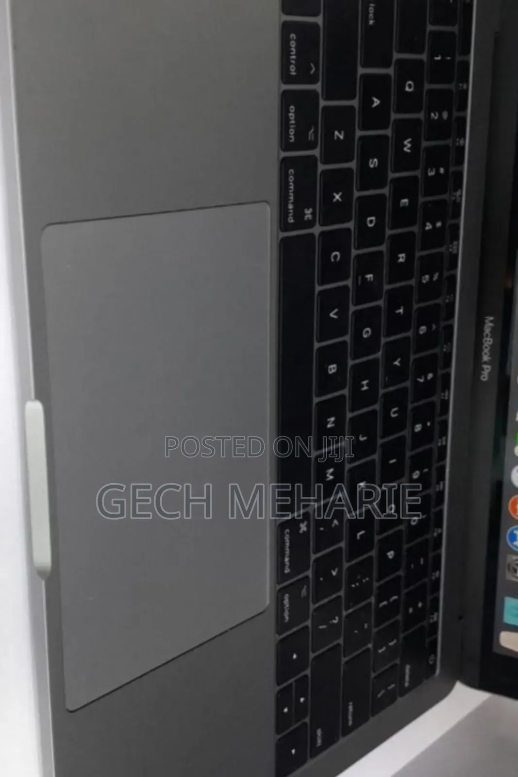 New Laptop Apple MacBook Pro 2017 8GB Intel Core I5 SSD 128GB