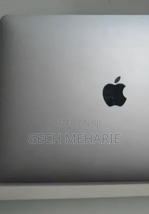 New Laptop Apple MacBook Pro 2017 8GB Intel Core I5 SSD 128GB