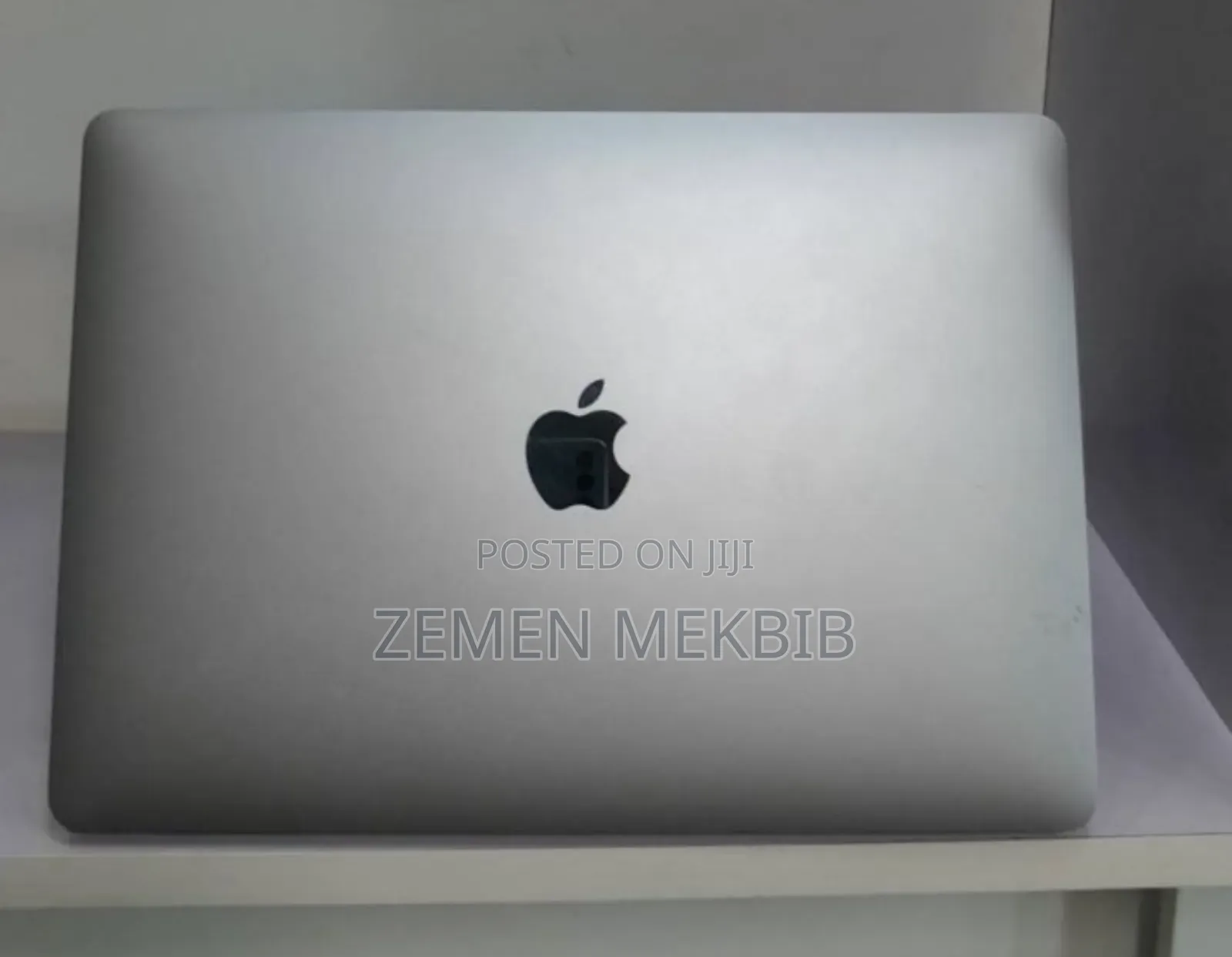New Laptop Apple MacBook Pro 2017 8GB Intel Core I5 SSD 128GB