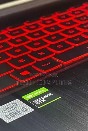 New Laptop MSI GF63 8GB Intel Core I5 SSD 256GB