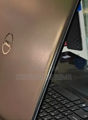 New Laptop Dell Inspiron 15 8GB Intel Core i7 SSD 1T