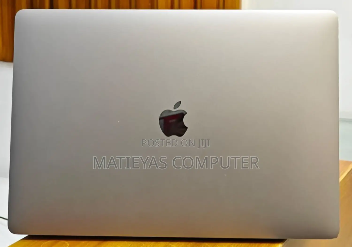 New Laptop Apple MacBook Pro 2019 64GB Intel Core i9 SSD 512GB