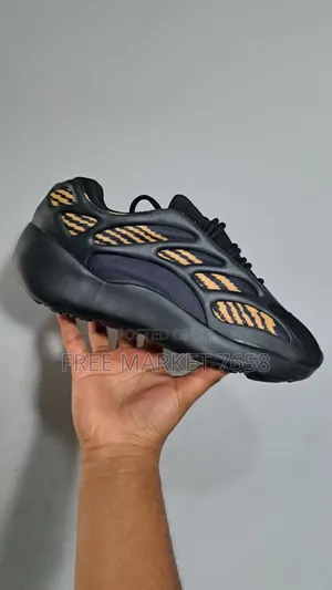 Photo - Adidas Yeezy