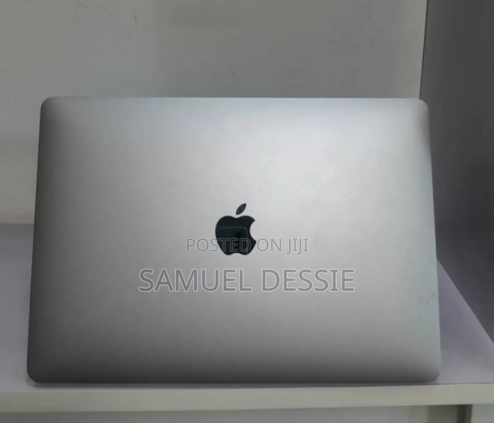 New Laptop Apple MacBook Pro 2017 8GB Intel Core I5 SSD 128GB