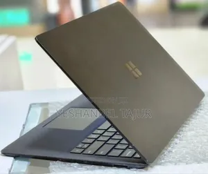 New Laptop Microsoft Surface 16GB Intel Core I7 SSD 512GB