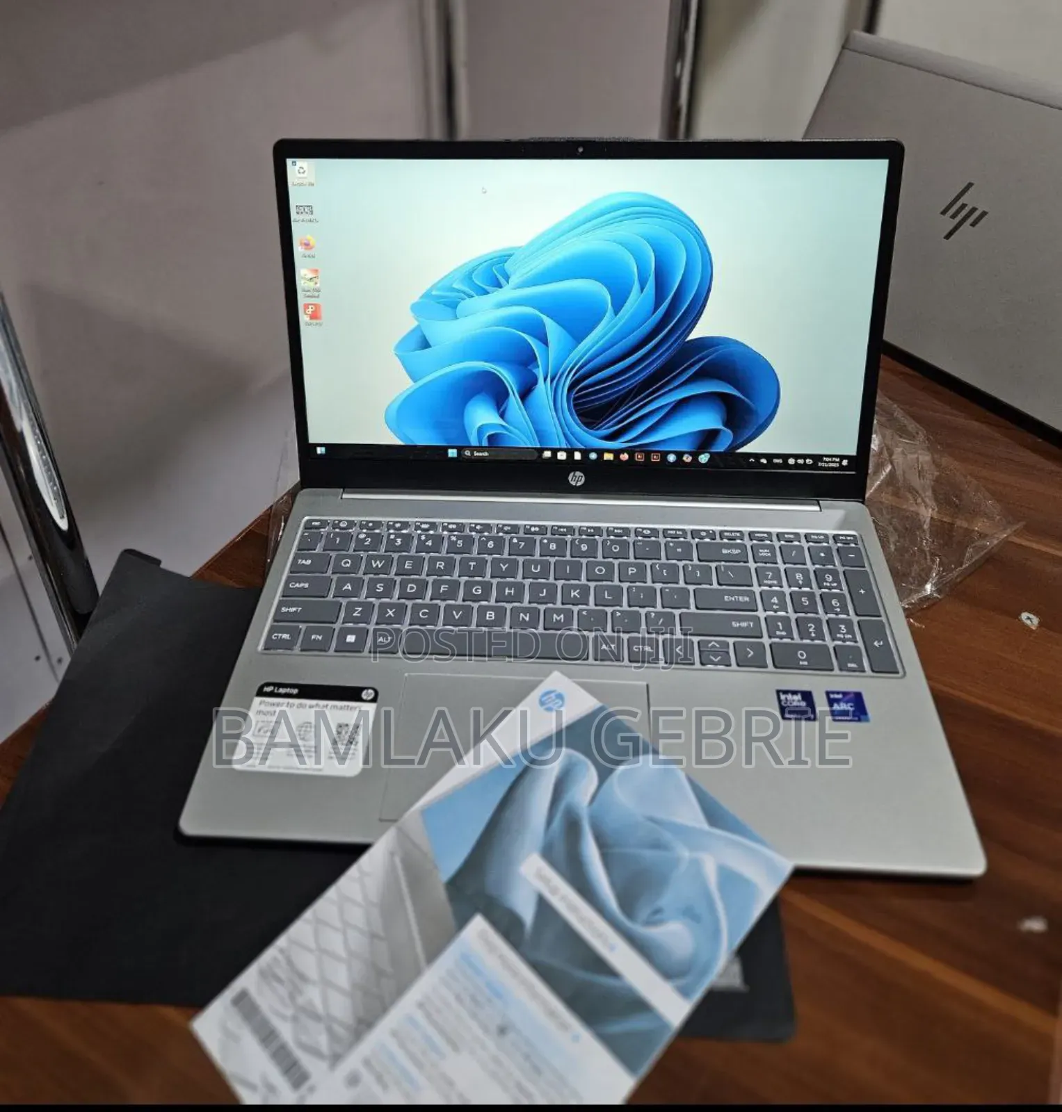 New Laptop HP 16GB Intel Core Ultra 7 SSD 512GB