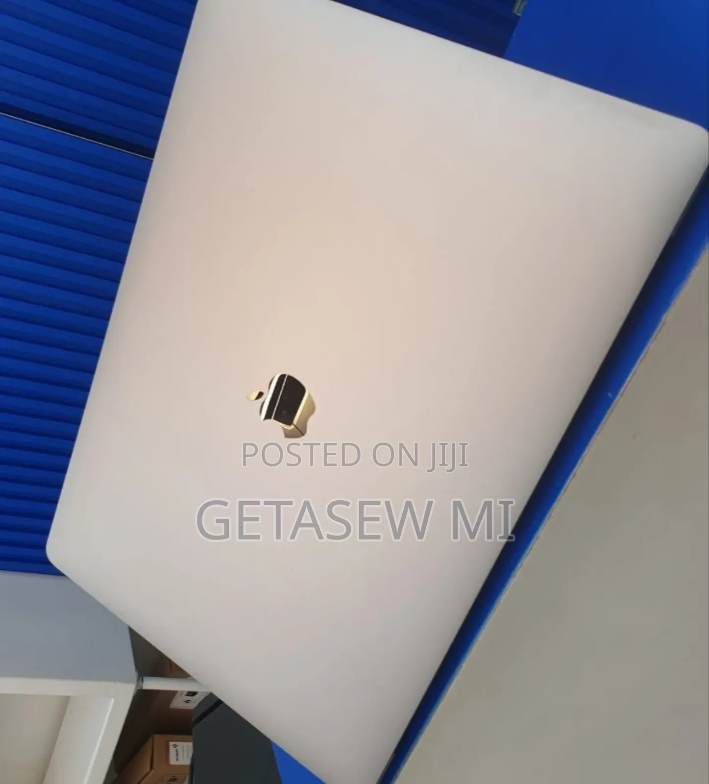 New Laptop Apple MacBook Pro 2019 32GB Intel Core I9 SSD 512GB