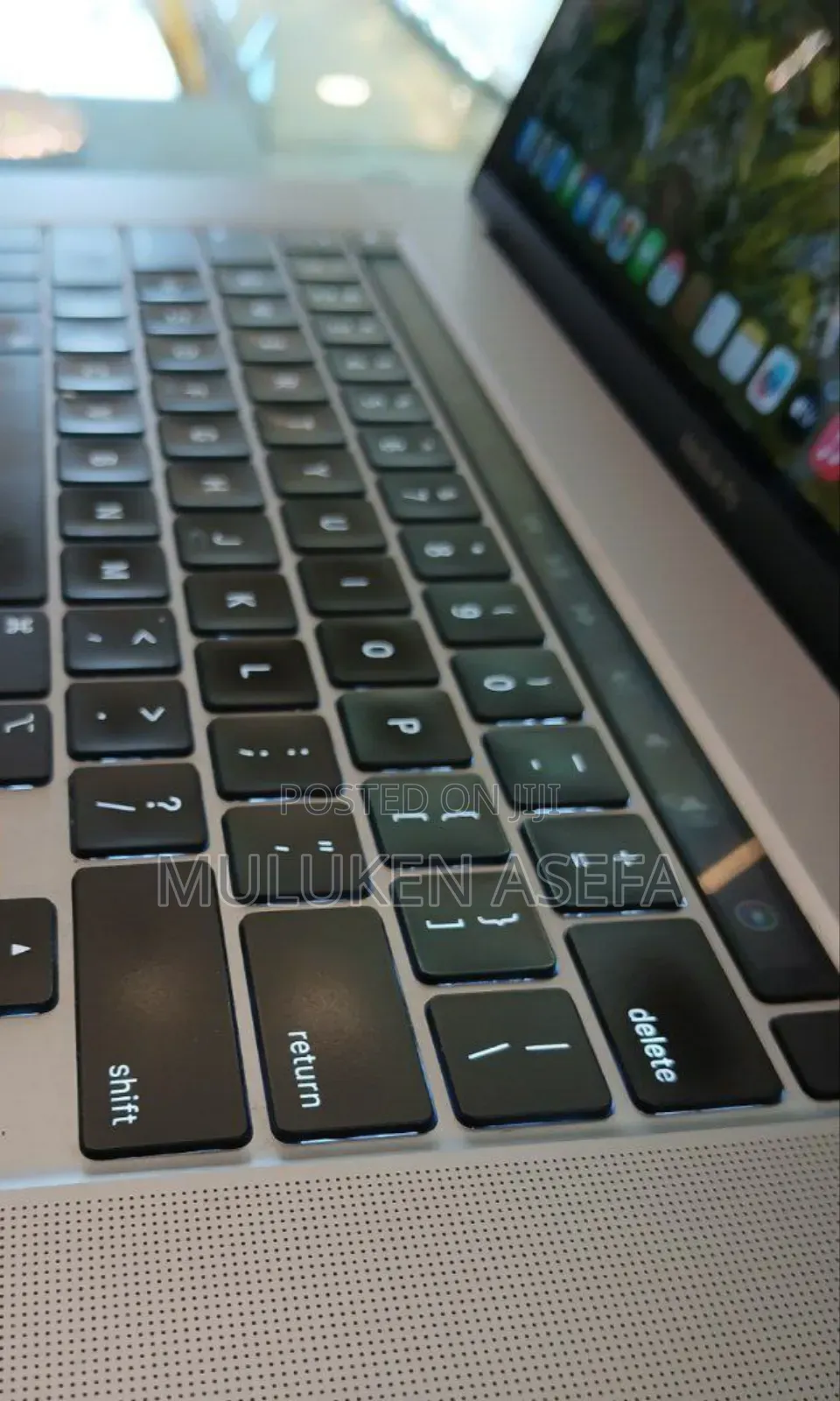 New Laptop Apple MacBook Pro 2019 16GB Intel Core I7 SSD 512GB