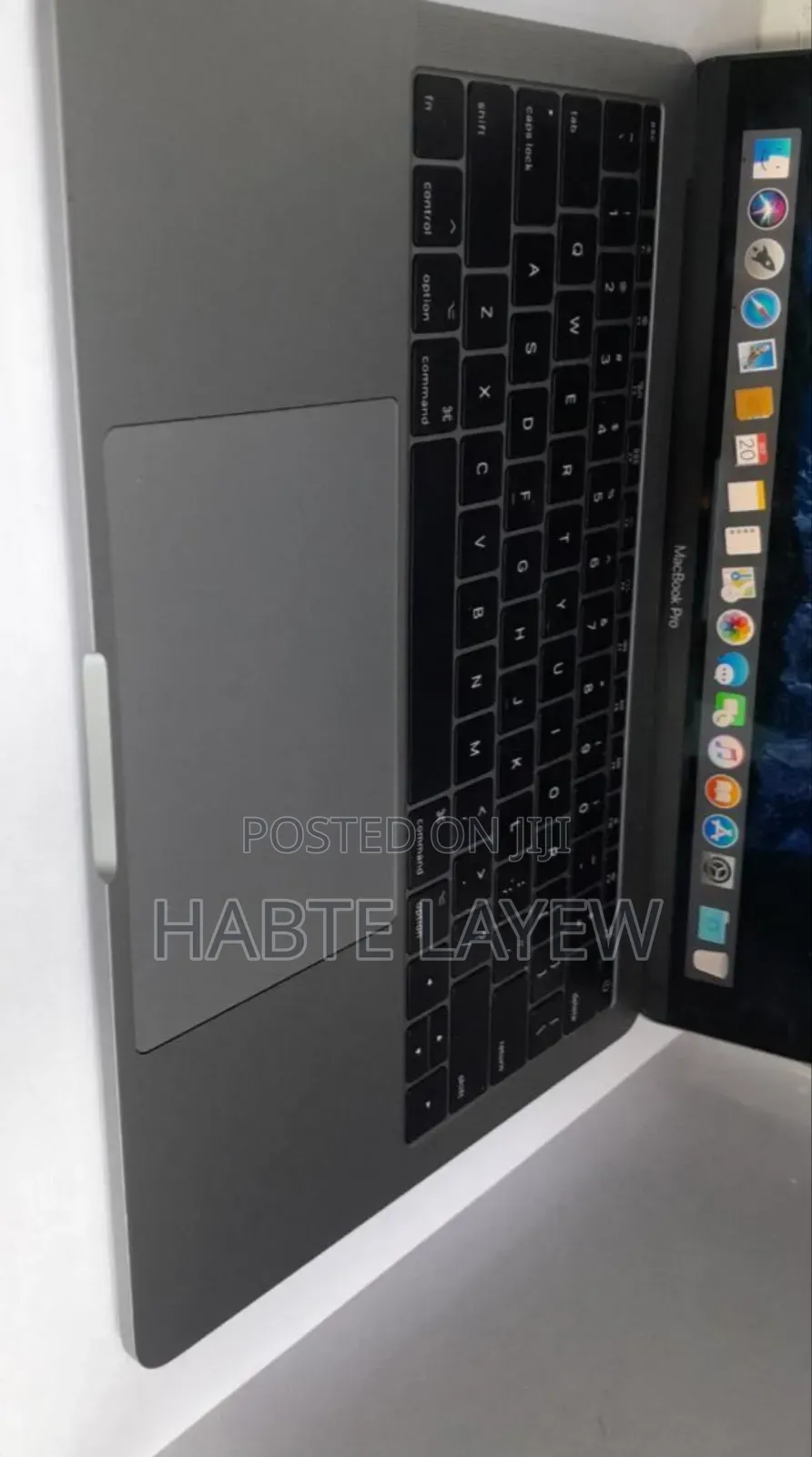 New Laptop Apple MacBook Pro 2017 8GB Intel Core I5 SSD 128GB