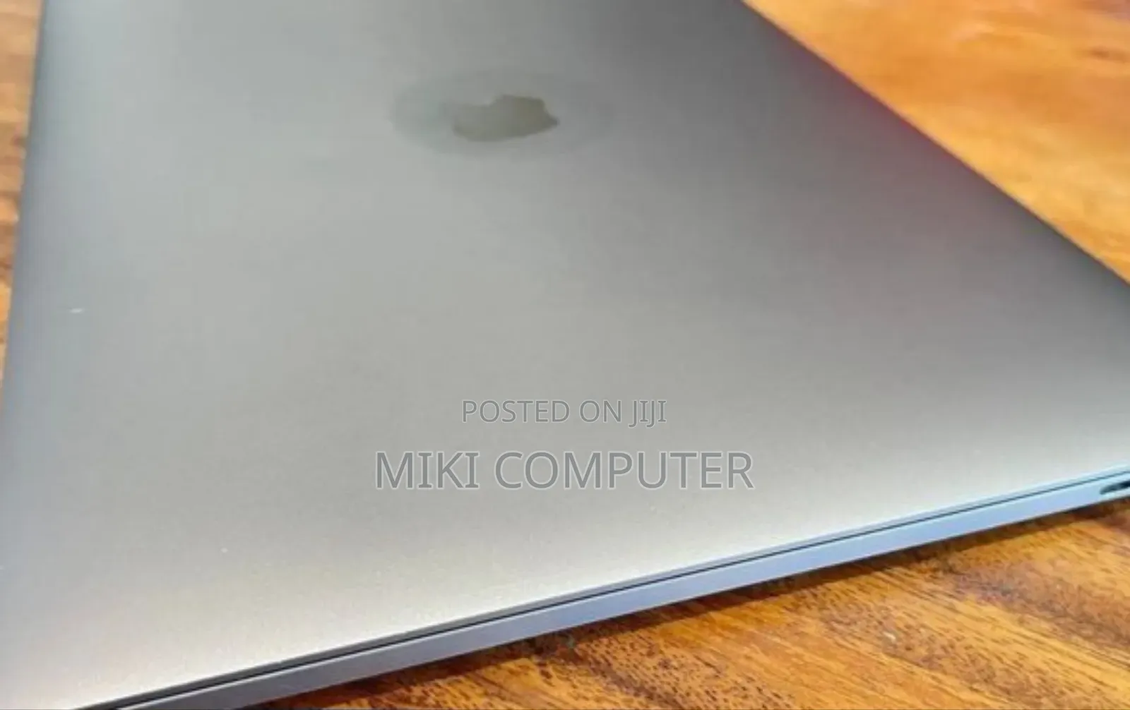 New Laptop Apple MacBook Pro 2017 16GB Intel Core I7 SSD 1T