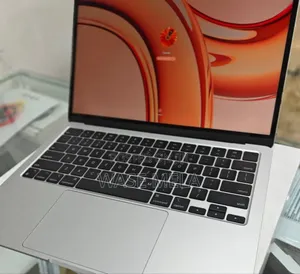 New Laptop Apple MacBook Air 2022 M2 8GB Intel Core I7 SSD 256GB