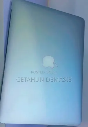 New Laptop Apple MacBook Pro 2017 8GB Intel Core i5 SSD 128GB