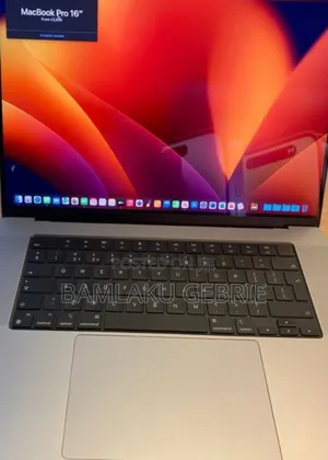 New Laptop Apple MacBook Pro 2017 16GB Intel Core I7 SSD 1T