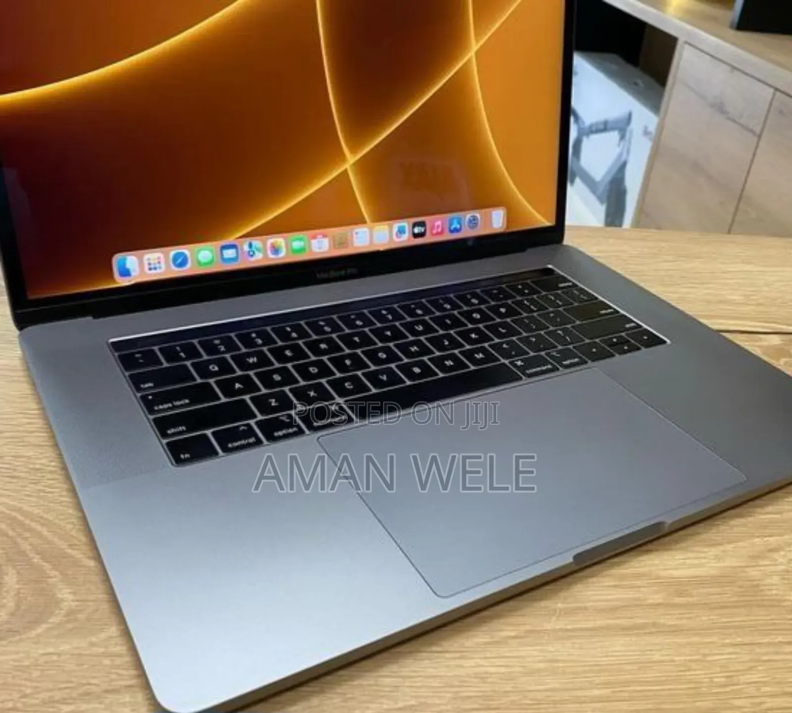 New Laptop Apple MacBook Pro 2017 16GB Intel Core I7 SSD 1T