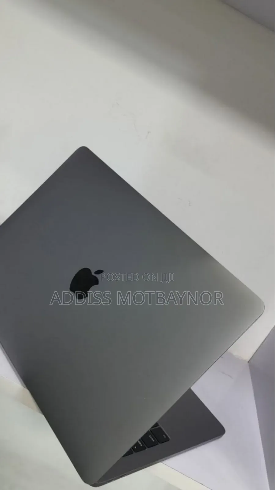 New Laptop Apple MacBook Pro 2017 8GB Intel Core I5 SSD 128GB