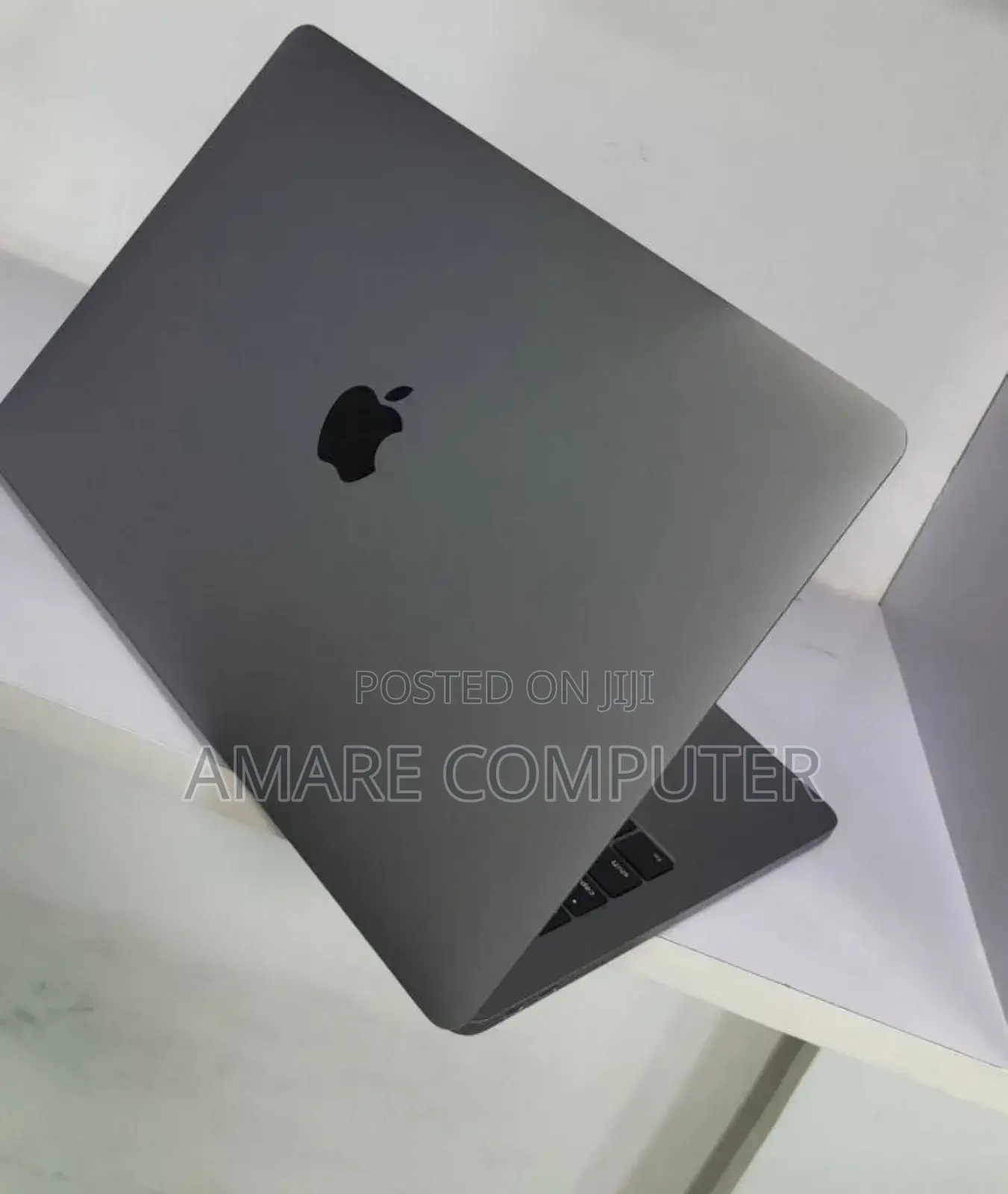 New Laptop Apple MacBook Pro 2017 8GB Intel Core I5 SSD 128GB