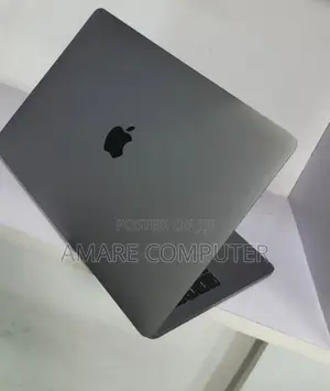 New Laptop Apple MacBook Pro 2017 8GB Intel Core I5 SSD 128GB