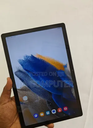 Photo - New Samsung Galaxy Tab A8 10.5 (2021) 64 GB Black